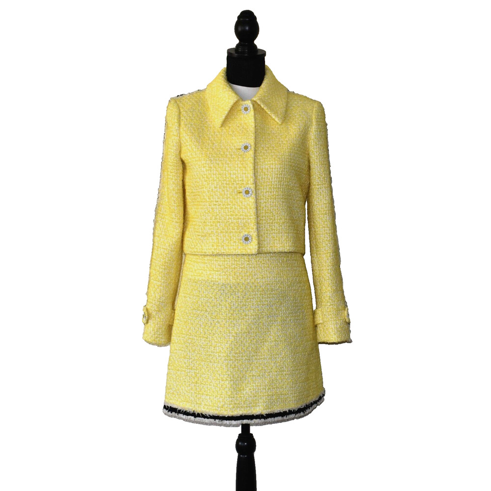 E0 NWT ALICE + OLIVIA Happy Yellow Tweed Daisy Buttons Blazer & Dress 2 Pc Set
